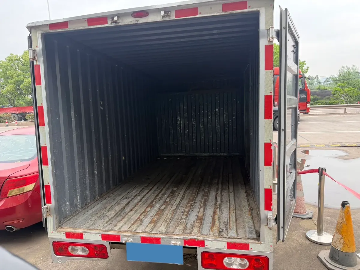 2021 Karry YouJin 1.5L 116HP L4 5MT,autocango,china used car exporter,china ev exporter,chinese used car exporter,chinese used ev exporter