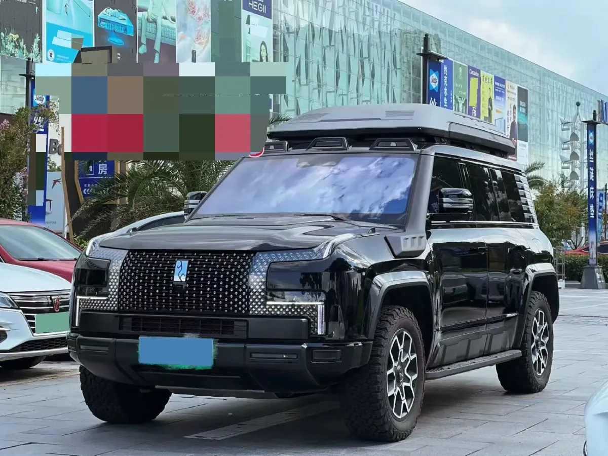 2024 YangWang U8 2.0T 272HP L4 REEV 49.05KWH,autocango,china used car exporter,china ev exporter,chinese used car exporter,chinese used ev exporter