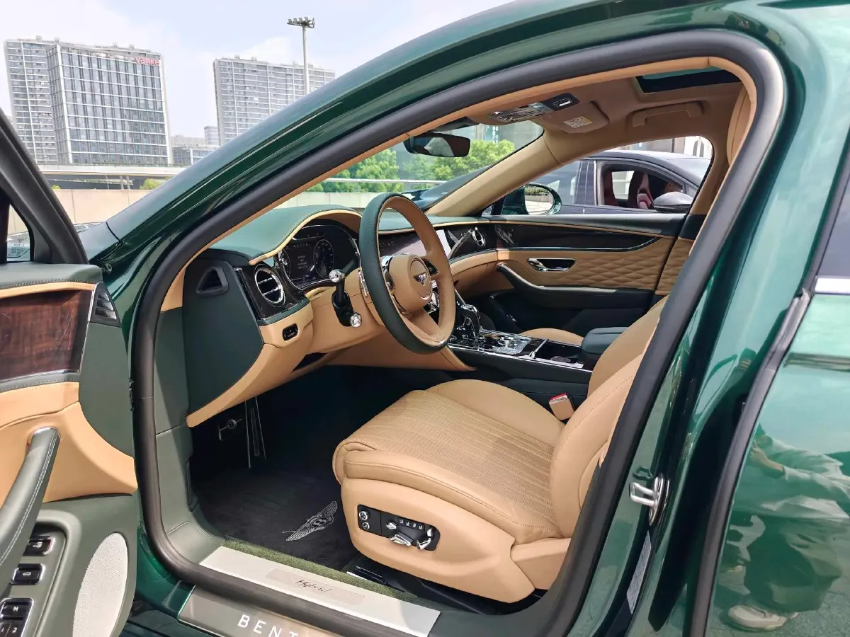 2022 Bentley Flying Spur 2.9T 416HP V6 8DCT PHEV 18KWH,autocango,china used car exporter,china ev exporter,chinese used car exporter,chinese used ev exporter