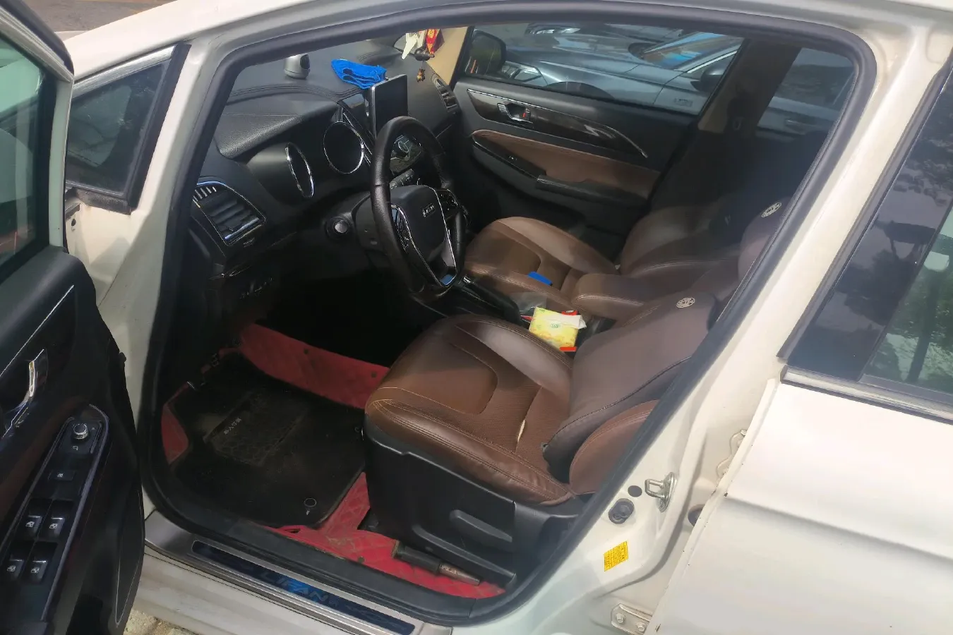 2017 LiFan XuanLang 1.8L 133HP L4 5MT,autocango,china used car exporter,china ev exporter,chinese used car exporter,chinese used ev exporter