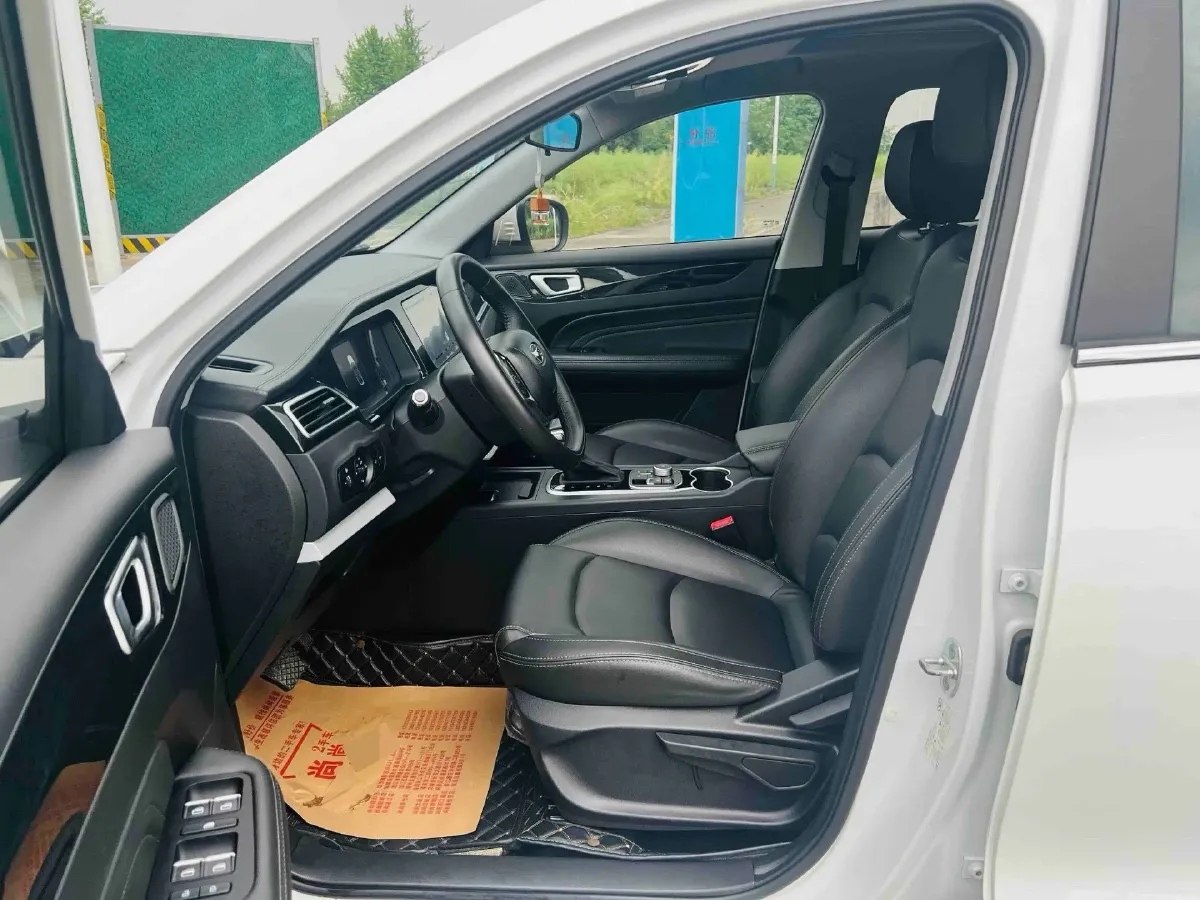 2020 KaiYi XuanJie 1.5L 116HP L4 5MT,autocango,china used car exporter,china ev exporter,chinese used car exporter,chinese used ev exporter