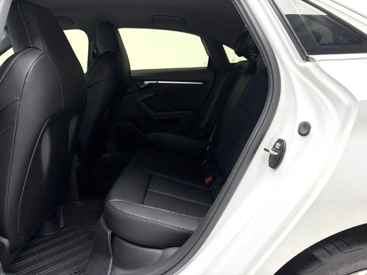 2021 Audi A3 1.4T 150HP L4 7DCT,autocango,china used car exporter,china ev exporter,chinese used car exporter,chinese used ev exporter