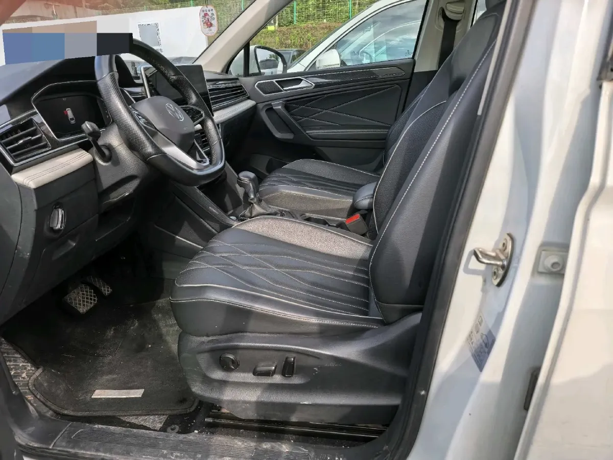 2023 Volkswagen Tiguan L 1.5T 160HP L4 7DCT,autocango,china used car exporter,china ev exporter,chinese used car exporter,chinese used ev exporter