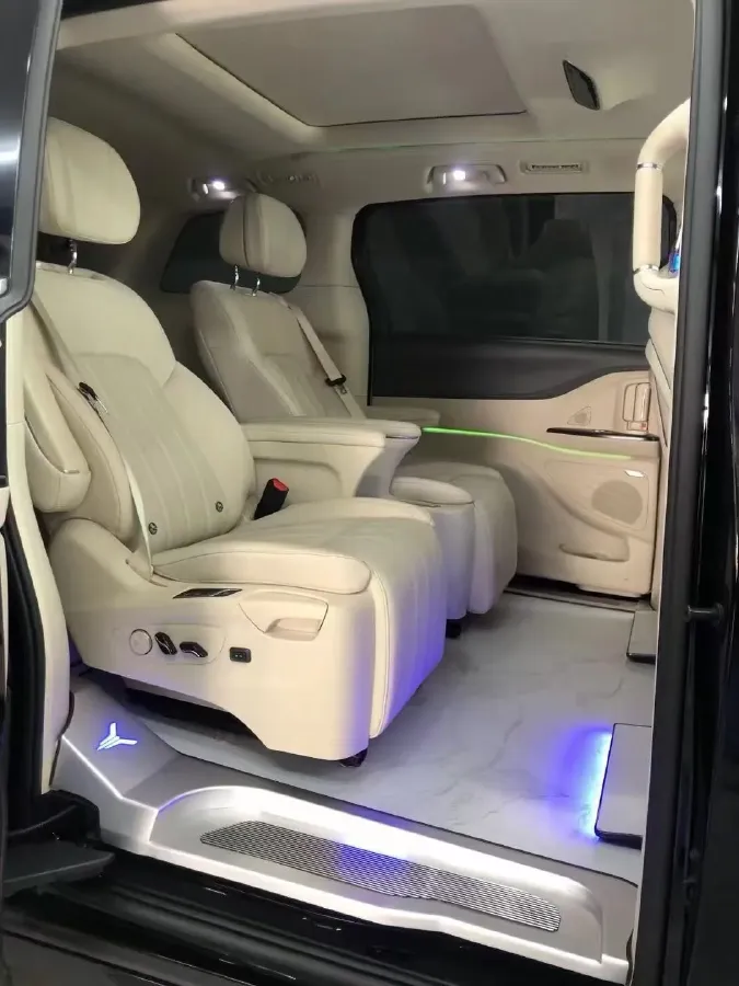 2022 Voyah Dream 1.5T 136HP L4 PHEV 25.57KWH,autocango,china used car exporter,china ev exporter,chinese used car exporter,chinese used ev exporter