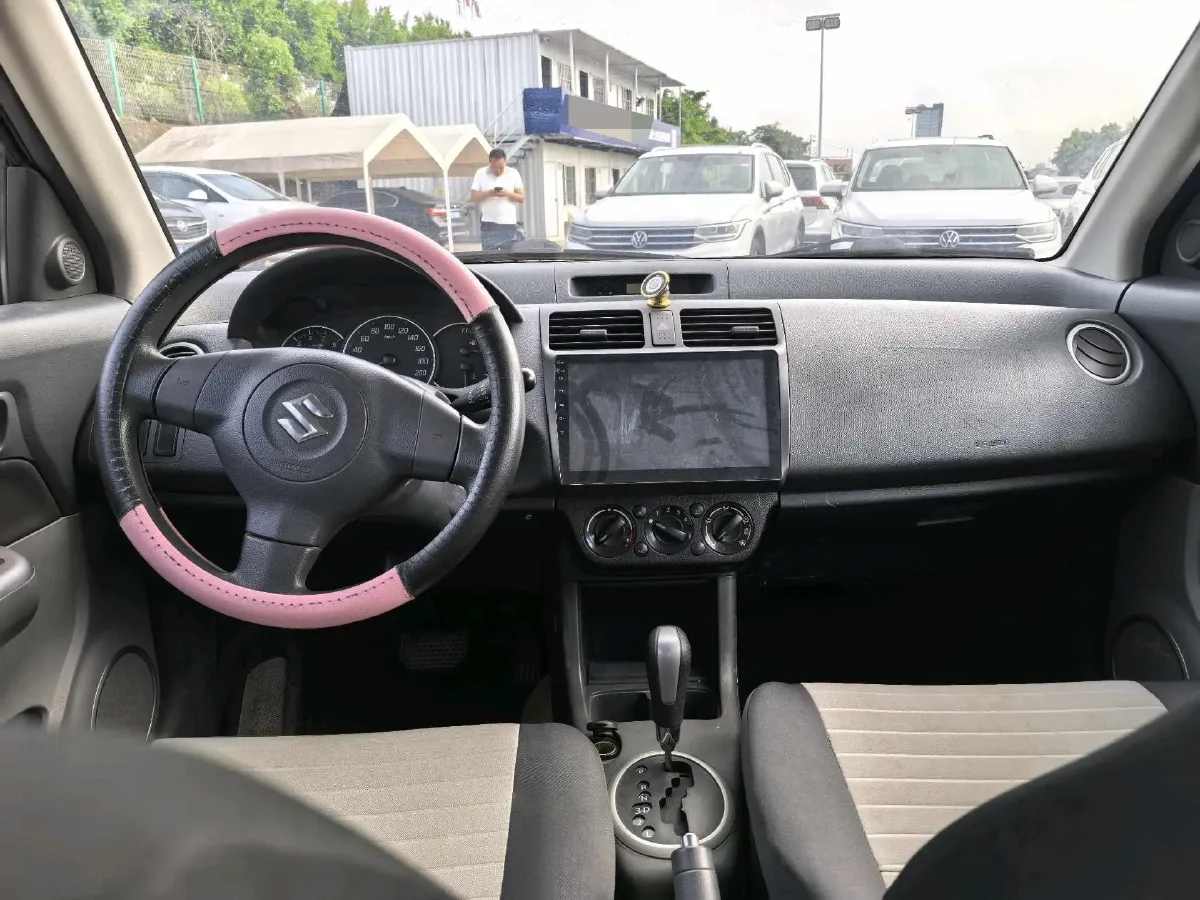 2016 Suzuki Swift 1.5L 103HP L4 4AT,autocango,china used car exporter,china ev exporter,chinese used car exporter,chinese used ev exporter