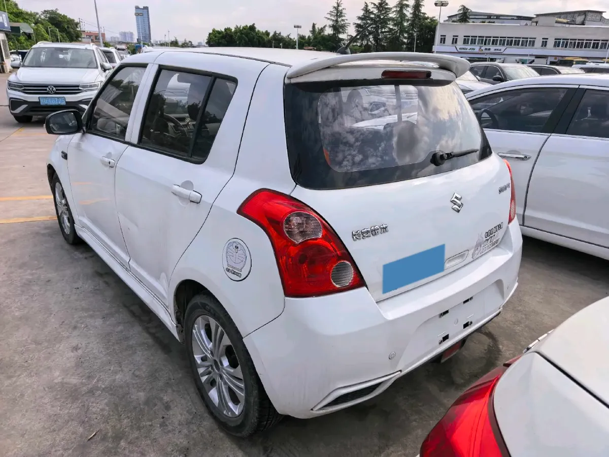 2016 Suzuki Swift 1.5L 103HP L4 4AT,autocango,china used car exporter,china ev exporter,chinese used car exporter,chinese used ev exporter