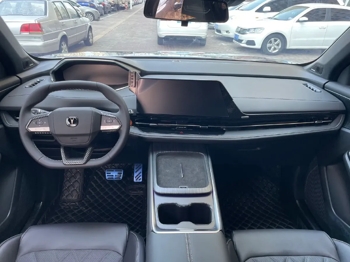 2025 ChangAn QiYuan Q05 Classic 1.5L 98HP L4 E-CVT PHEV 18.4KWH,autocango,china used car exporter,china ev exporter,chinese used car exporter,chinese used ev exporter