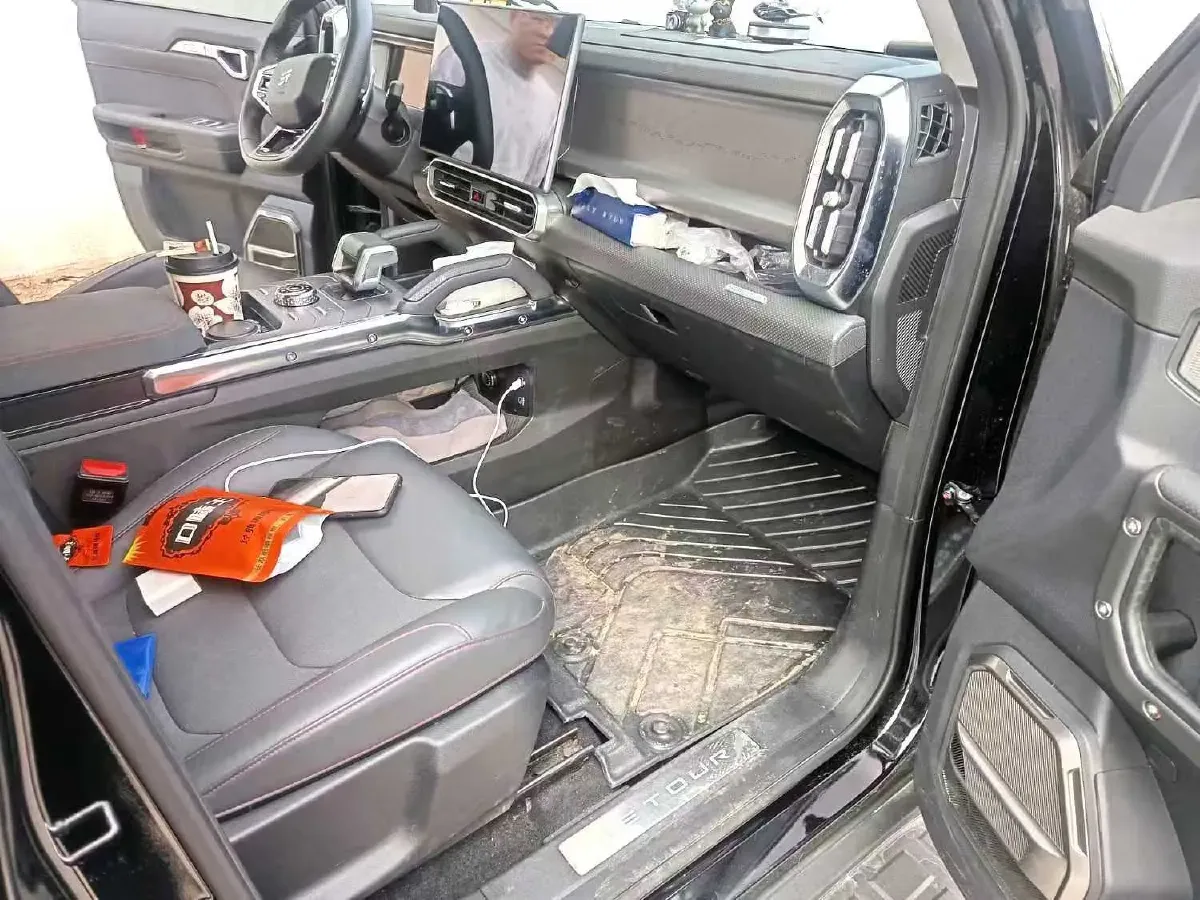 2024 Jetour Traveller 2.0T 254HP L4 7DCT,autocango,china used car exporter,china ev exporter,chinese used car exporter,chinese used ev exporter