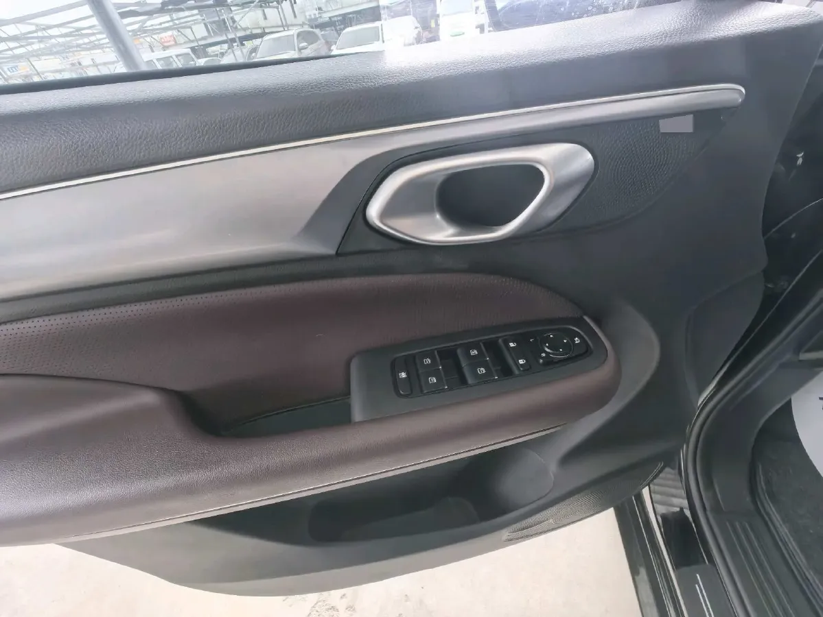 2023 GAC Trumpchi M6 1.5T 177HP L4 7DCT,autocango,china used car exporter,china ev exporter,chinese used car exporter,chinese used ev exporter