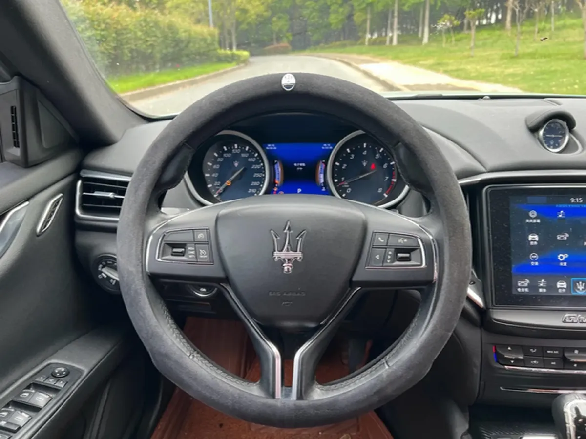 2018 Maserati Ghibli 3.0T 350HP V6 8AT,autocango,china used car exporter,china ev exporter,chinese used car exporter,chinese used ev exporter