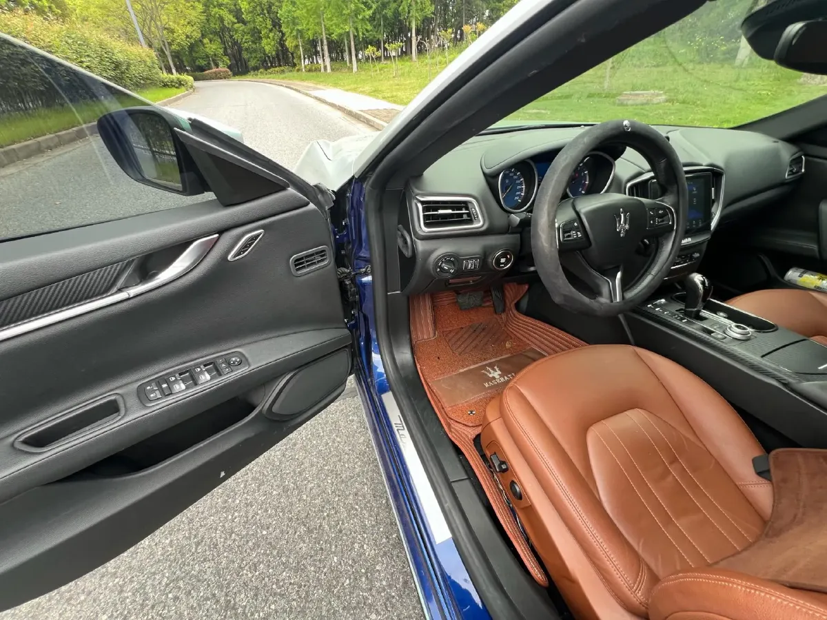2018 Maserati Ghibli 3.0T 350HP V6 8AT,autocango,china used car exporter,china ev exporter,chinese used car exporter,chinese used ev exporter