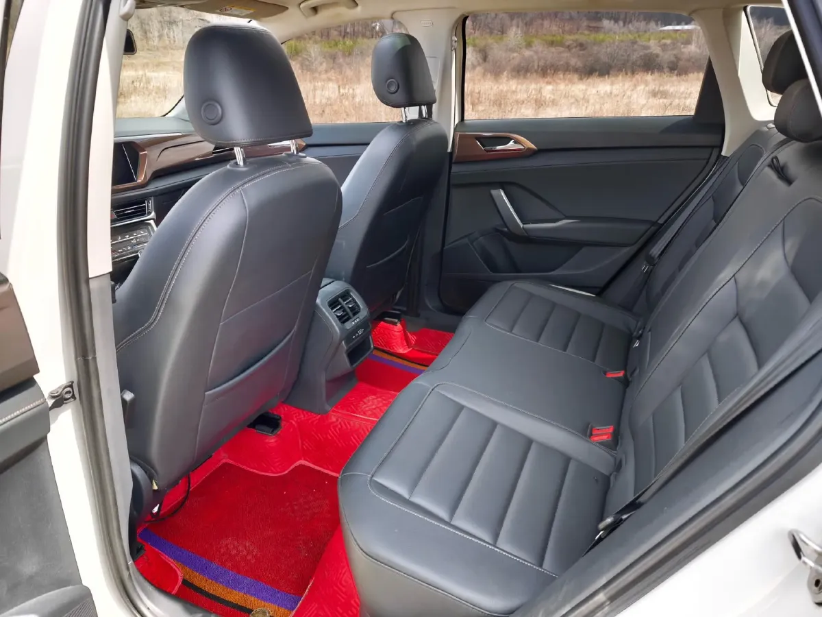 2021 Volkswagen Tharu 1.4T 150HP L4 7DCT,autocango,china used car exporter,china ev exporter,chinese used car exporter,chinese used ev exporter