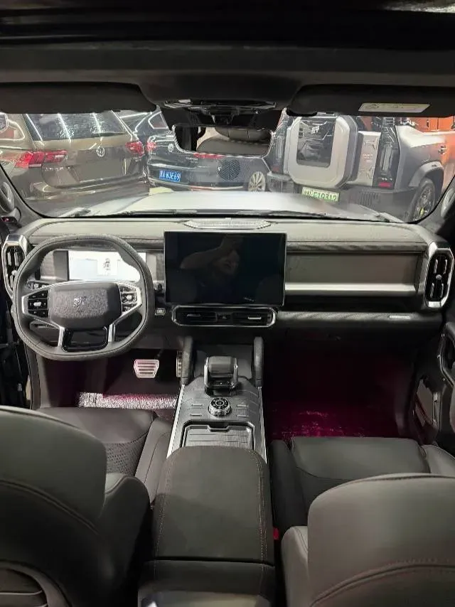 2023 Jetour Traveller 2.0T 254HP L4 7DCT,autocango,china used car exporter,china ev exporter,chinese used car exporter,chinese used ev exporter