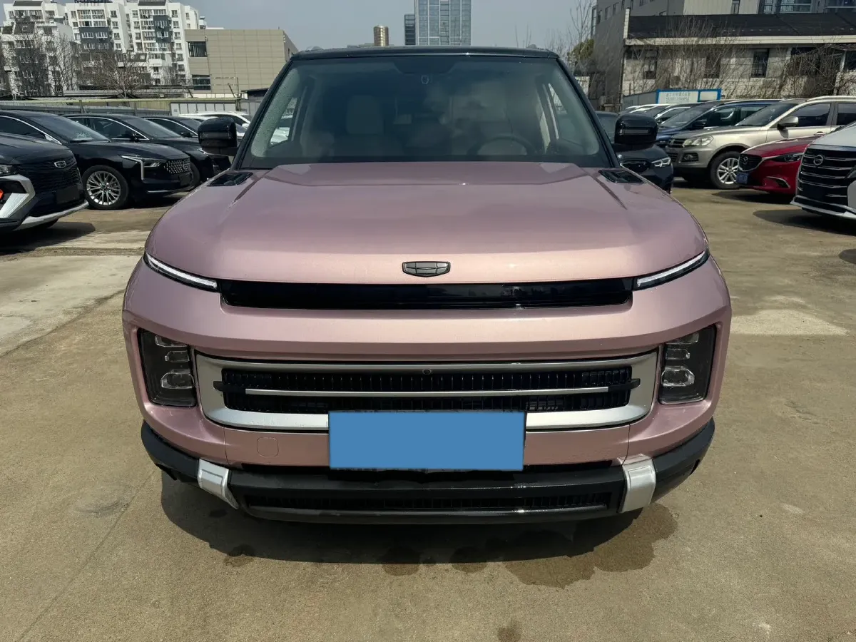 2023 Geely ICON 1.5T 181HP L4 7DCT,autocango,china used car exporter,china ev exporter,chinese used car exporter,chinese used ev exporter