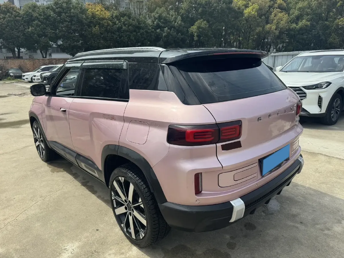 2023 Geely ICON 1.5T 181HP L4 7DCT,autocango,china used car exporter,china ev exporter,chinese used car exporter,chinese used ev exporter