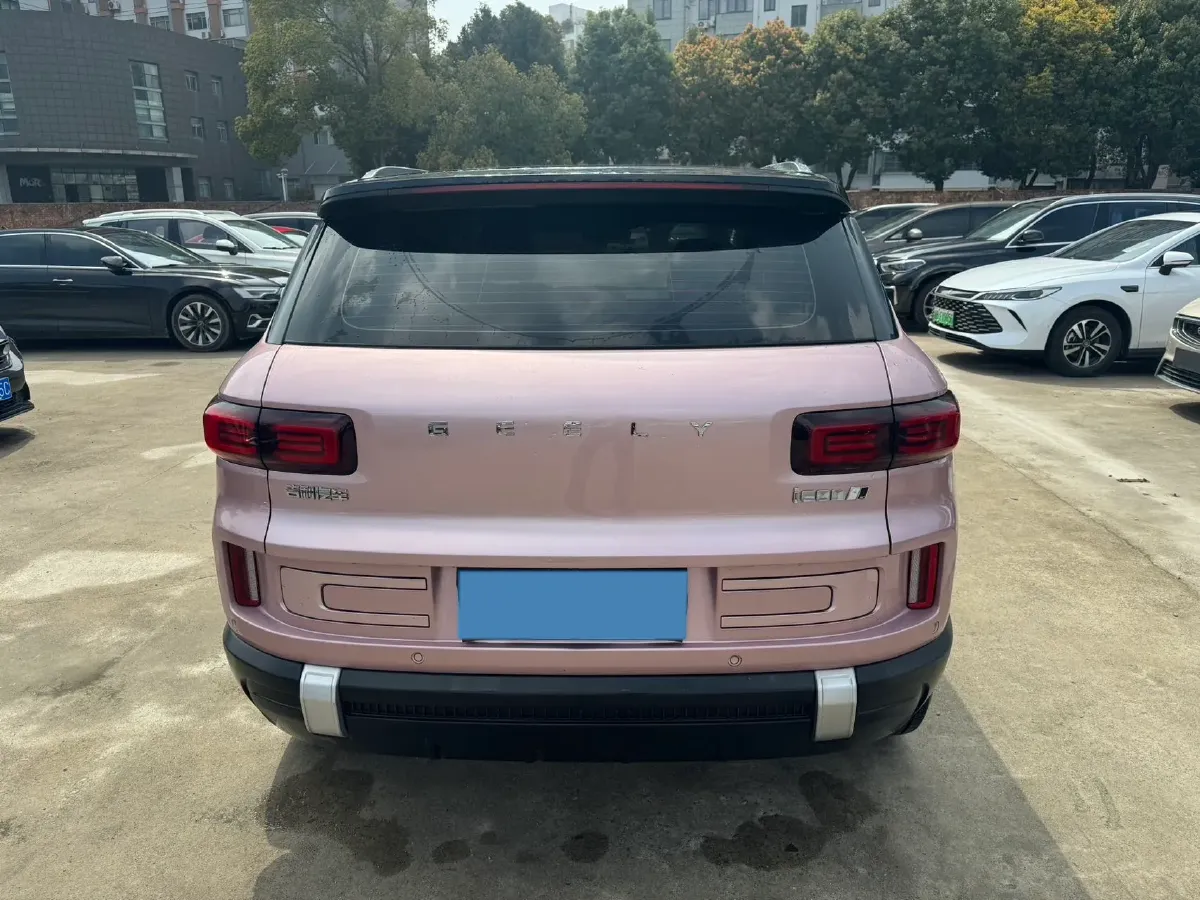 2023 Geely ICON 1.5T 181HP L4 7DCT,autocango,china used car exporter,china ev exporter,chinese used car exporter,chinese used ev exporter