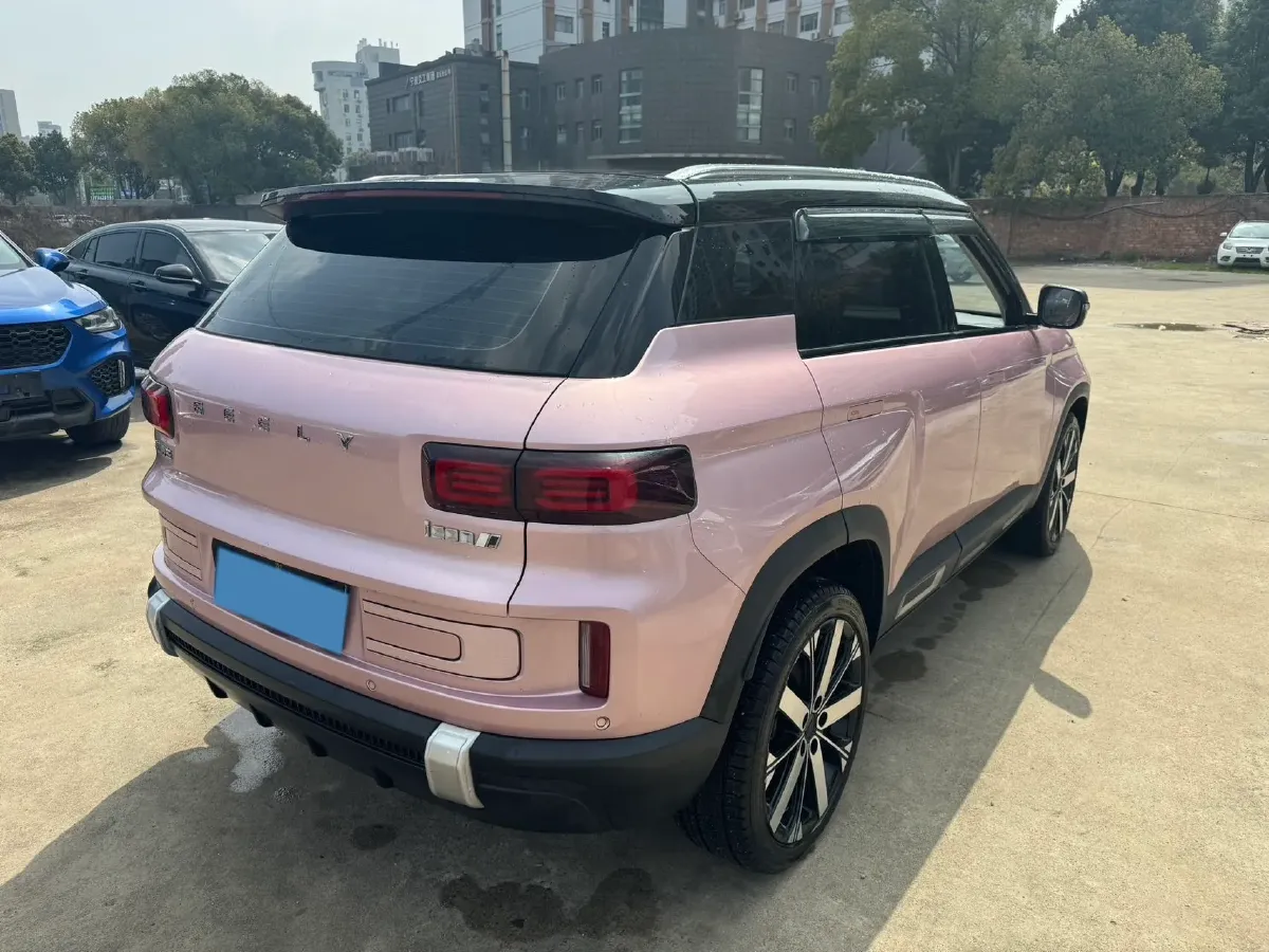 2023 Geely ICON 1.5T 181HP L4 7DCT,autocango,china used car exporter,china ev exporter,chinese used car exporter,chinese used ev exporter