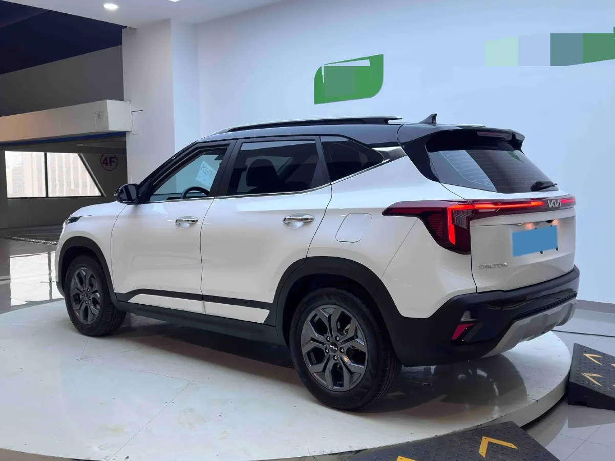 2023 Kia Seltos 1.5L 115HP L4 CVT,autocango,china used car exporter,china ev exporter,chinese used car exporter,chinese used ev exporter