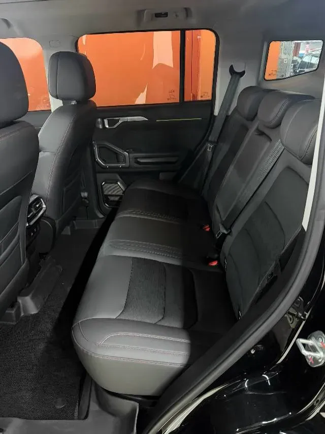 2024 Jetour Traveller 2.0T 254HP L4 7DCT,autocango,china used car exporter,china ev exporter,chinese used car exporter,chinese used ev exporter