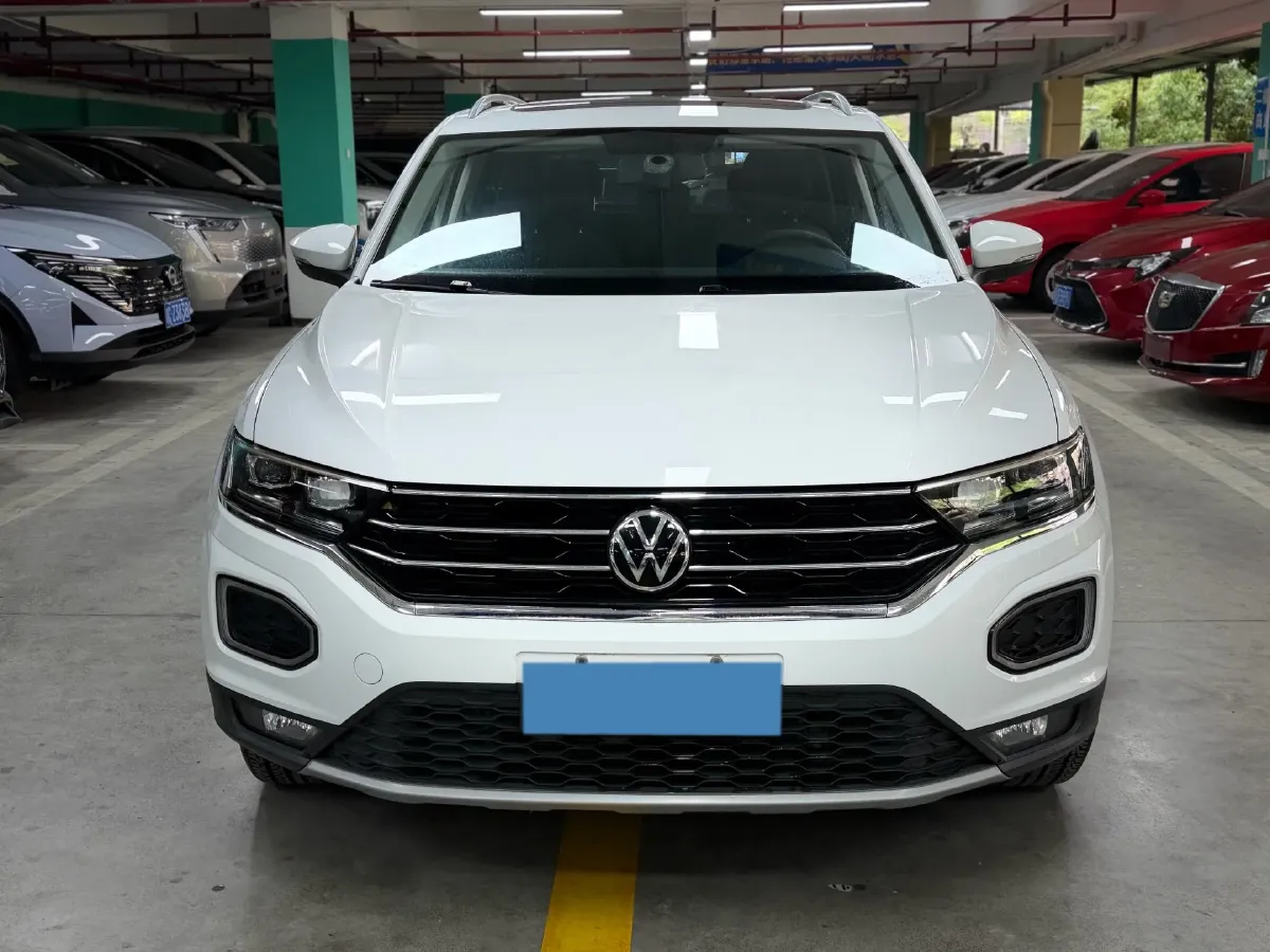 2021 Volkswagen T-Roc 1.4T 150HP L4 7DCT,autocango,china used car exporter,china ev exporter,chinese used car exporter,chinese used ev exporter