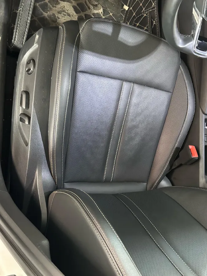 2021 Skoda Octavia 1.4T 150HP L4 7DCT,autocango,china used car exporter,china ev exporter,chinese used car exporter,chinese used ev exporter