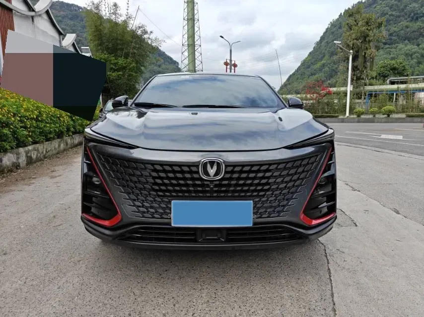 2022 ChangAn UNI-T 1.5T 188HP L4 7DCT,autocango,china used car exporter,china ev exporter,chinese used car exporter,chinese used ev exporter