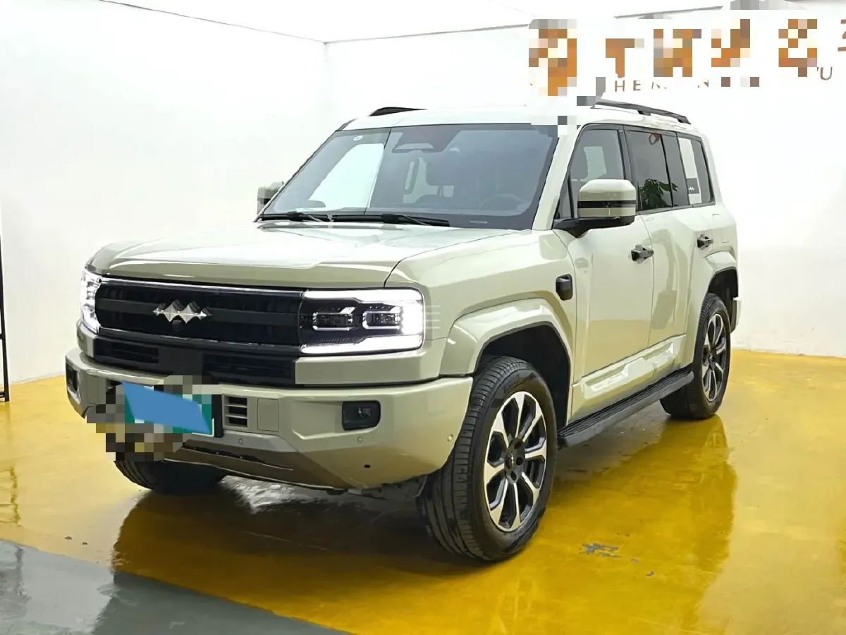 2025 FangChengBao Bao 5 1.5T 194HP L4 E-CVT PHEV 31.8KWH,autocango,china used car exporter,china ev exporter,chinese used car exporter,chinese used ev exporter