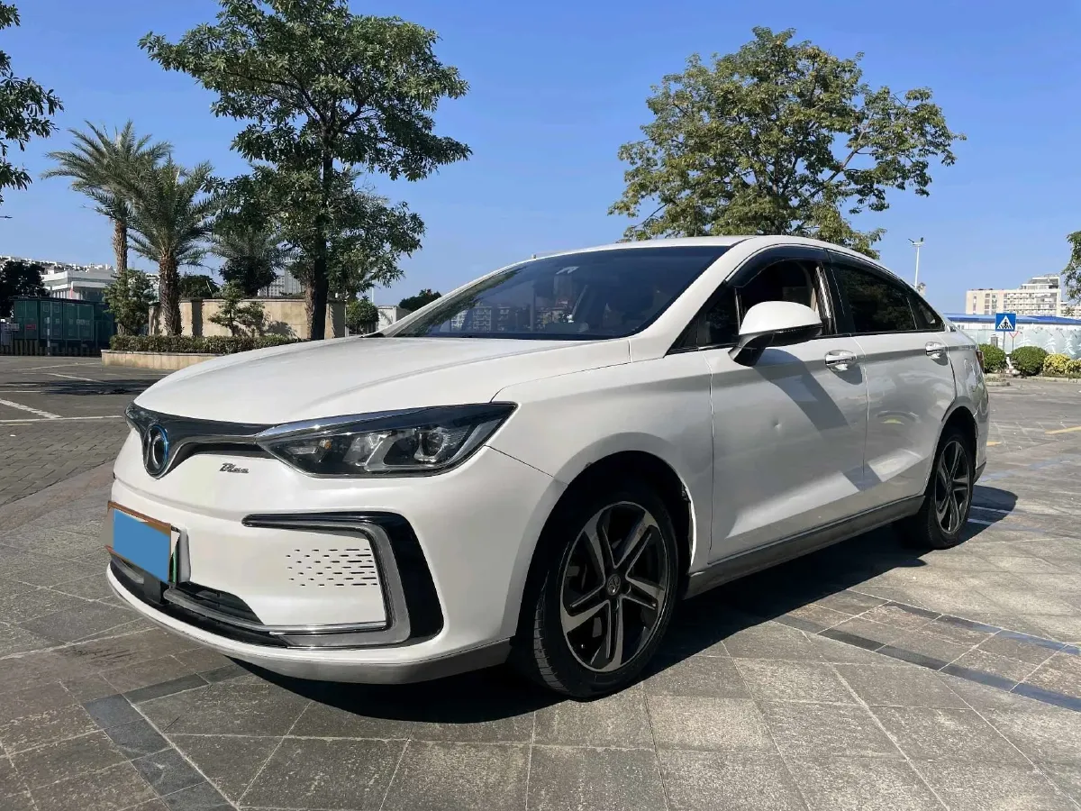 2018 BeiJing Auto EU5 BEV 53.66KWH,autocango,china used car exporter,china ev exporter,chinese used car exporter,chinese used ev exporter