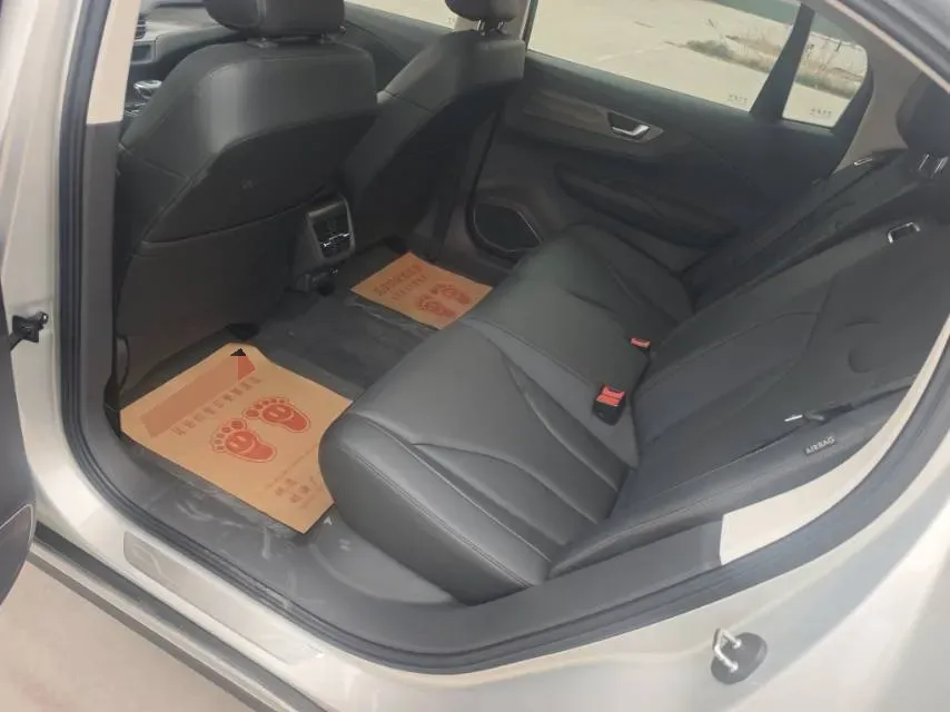 2022 HongQi E-QM5 BEV 54KWH,autocango,china used car exporter,china ev exporter,chinese used car exporter,chinese used ev exporter