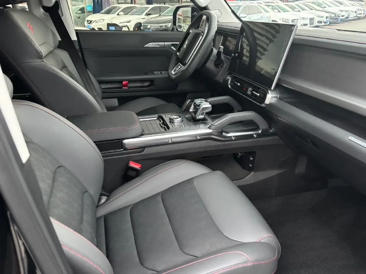 2023 Jetour Traveller 2.0T 254HP L4 8AT,autocango,china used car exporter,china ev exporter,chinese used car exporter,chinese used ev exporter