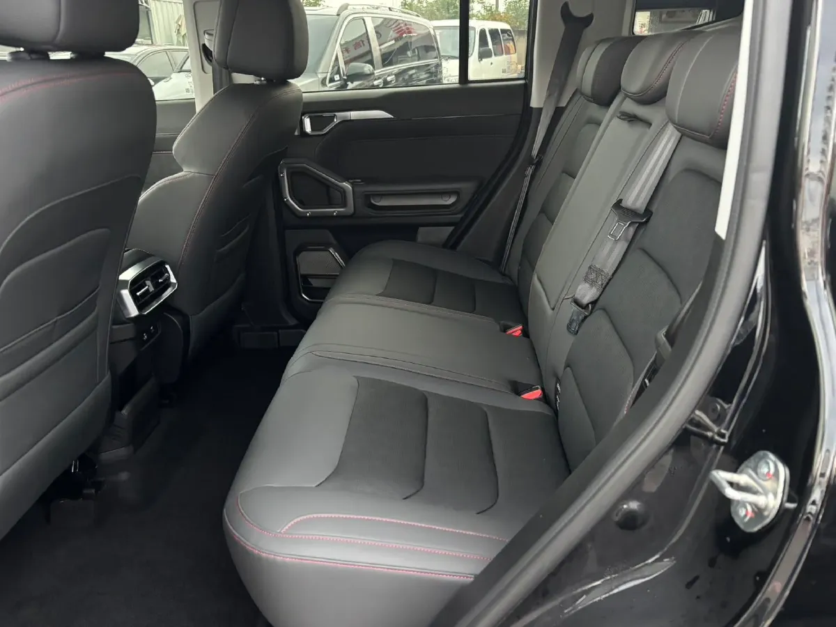 2023 Jetour Traveller 2.0T 254HP L4 8AT,autocango,china used car exporter,china ev exporter,chinese used car exporter,chinese used ev exporter