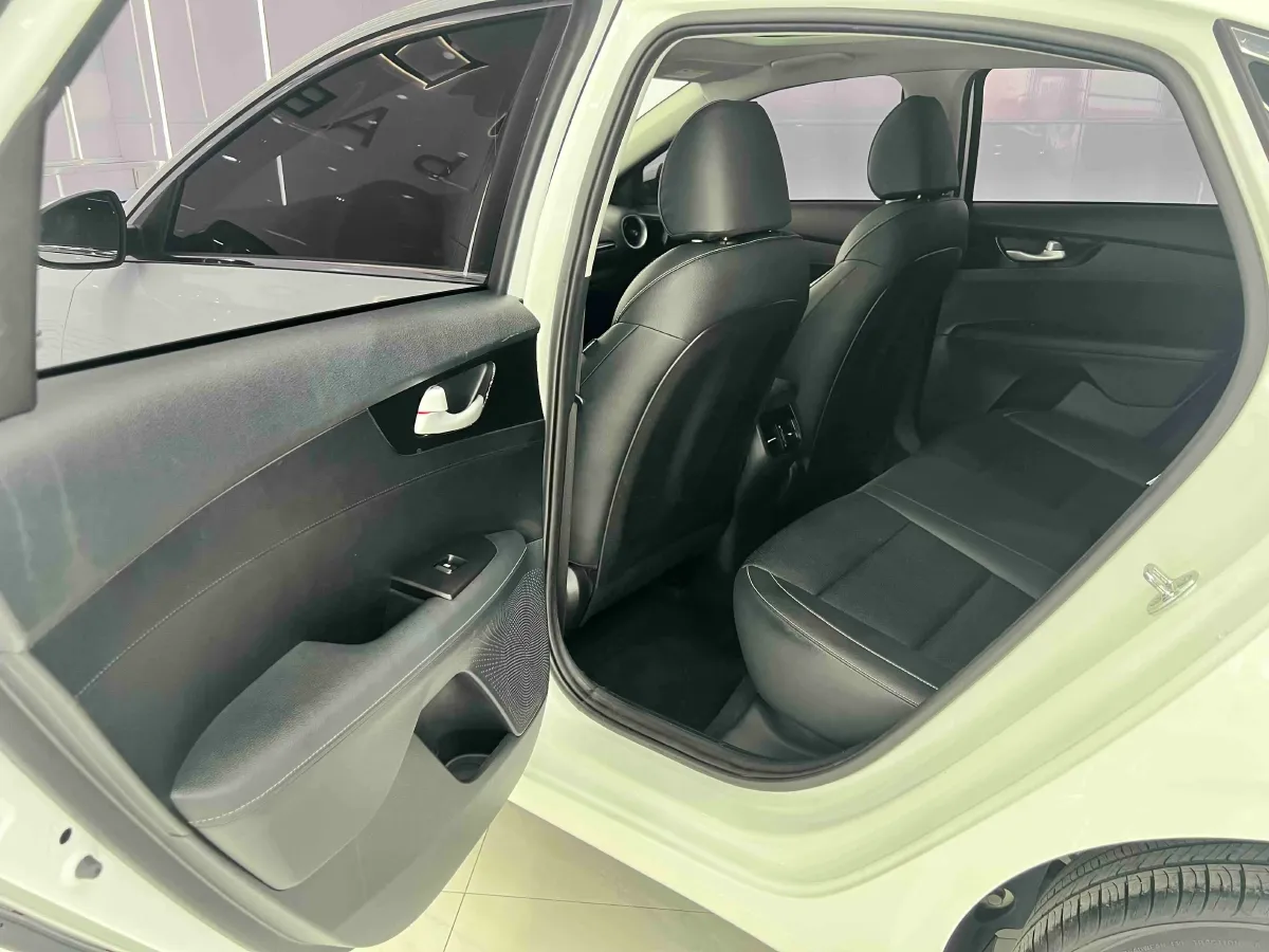 2021 Kia K3 1.5L 115HP L4 CVT,autocango,china used car exporter,china ev exporter,chinese used car exporter,chinese used ev exporter