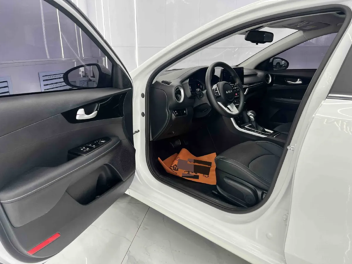 2021 Kia K3 1.5L 115HP L4 CVT,autocango,china used car exporter,china ev exporter,chinese used car exporter,chinese used ev exporter