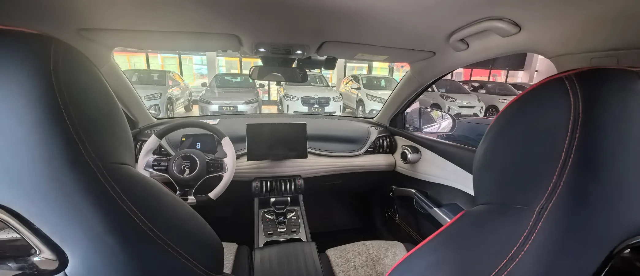 2022 Hycan Z03 BEV 64.23KWH,autocango,china used car exporter,china ev exporter,chinese used car exporter,chinese used ev exporter