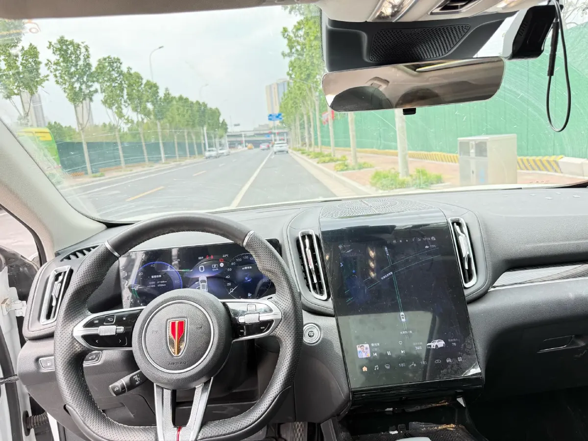 2024 HongQi HS3 1.5T 169HP L4 1DHT PHEV 18.4KWH,autocango,china used car exporter,china ev exporter,chinese used car exporter,chinese used ev exporter