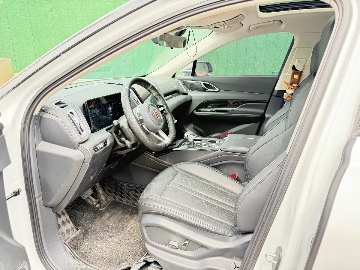 2024 HongQi HS3 1.5T 169HP L4 1DHT PHEV 18.4KWH,autocango,china used car exporter,china ev exporter,chinese used car exporter,chinese used ev exporter