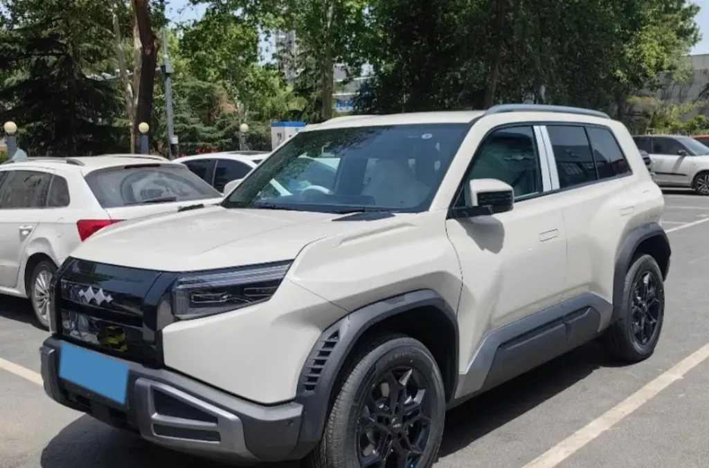 2025 FangChengBao Tai 3 BEV,autocango,china used car exporter,china ev exporter,chinese used car exporter,chinese used ev exporter