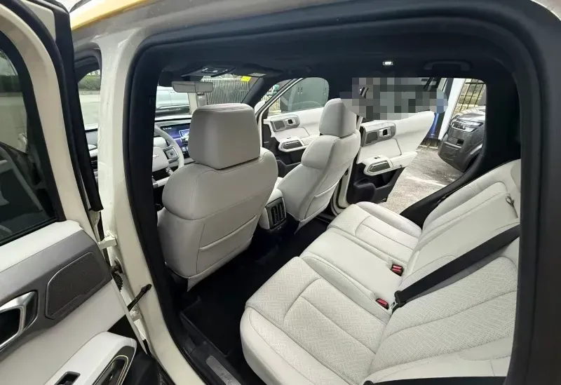 2025 FangChengBao Tai 3 BEV,autocango,china used car exporter,china ev exporter,chinese used car exporter,chinese used ev exporter