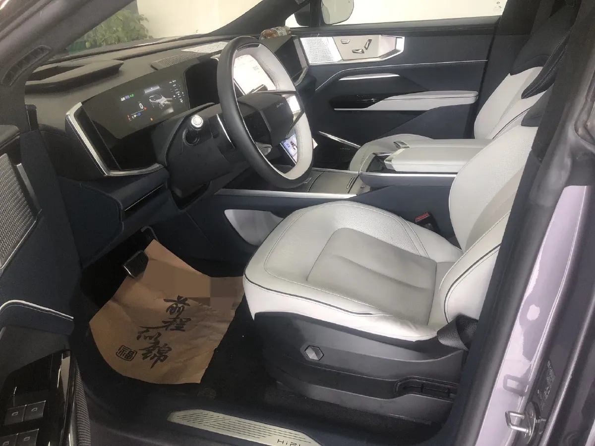 2023 HiPhi Y BEV 115KWH,autocango,china used car exporter,china ev exporter,chinese used car exporter,chinese used ev exporter