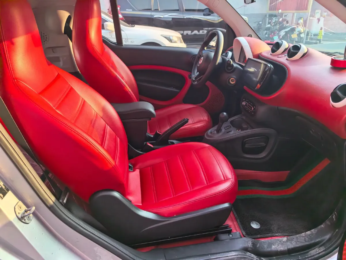 2018 HuangHai JiaoLong 2.4L 143HP L4 5AT,autocango,china used car exporter,china ev exporter,chinese used car exporter,chinese used ev exporter