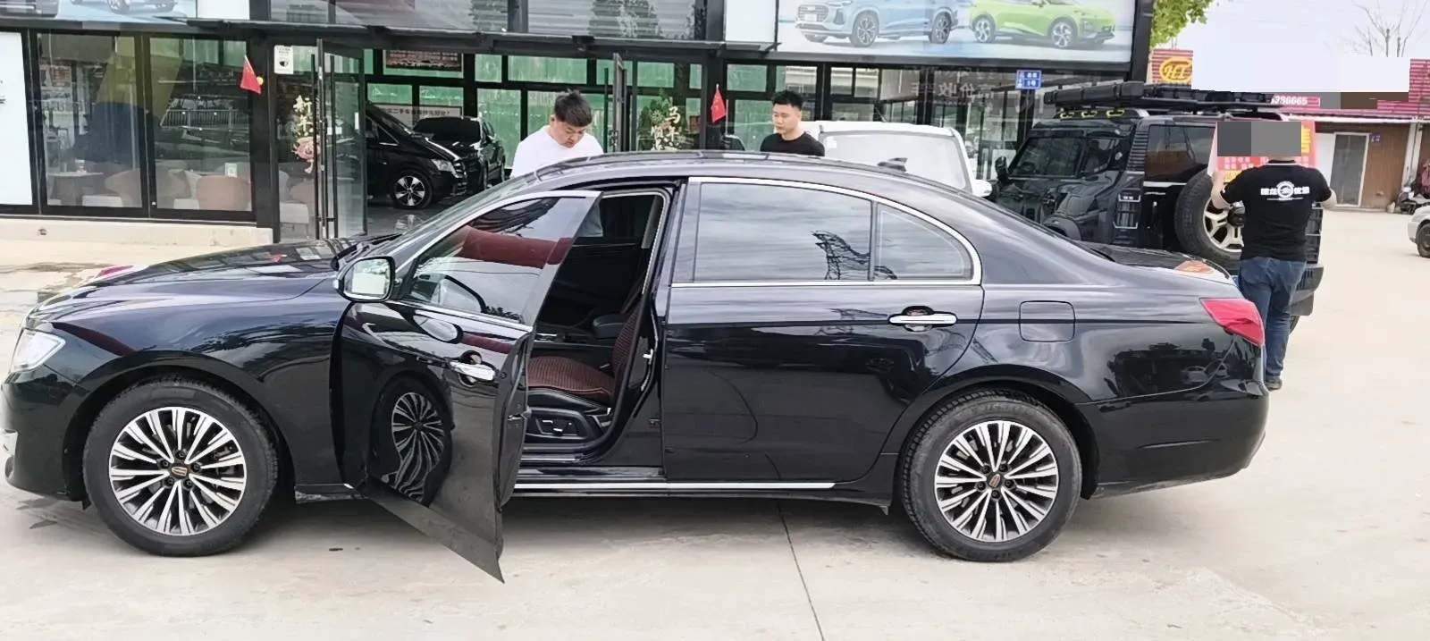 2019 HongQi H7 1.8T 188HP L4 6AT,autocango,china used car exporter,china ev exporter,chinese used car exporter,chinese used ev exporter