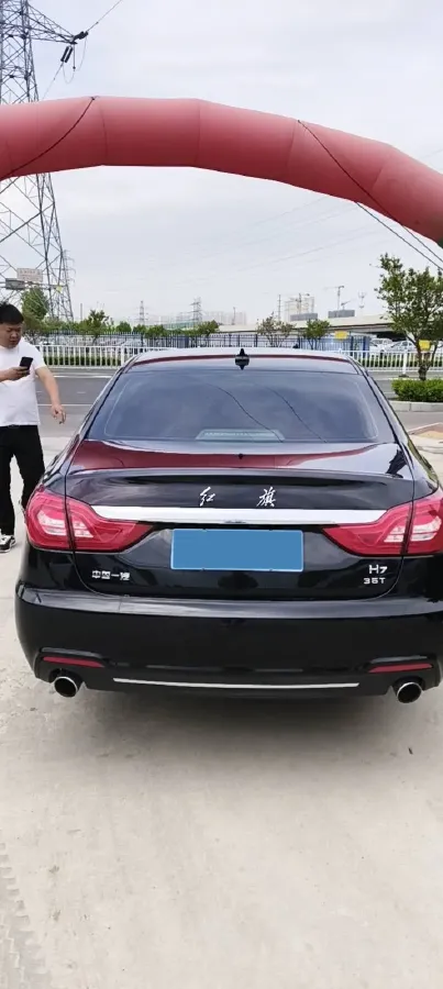 2019 HongQi H7 1.8T 188HP L4 6AT,autocango,china used car exporter,china ev exporter,chinese used car exporter,chinese used ev exporter