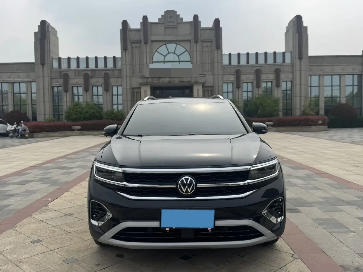 2023 Volkswagen Talagon 2.0T 220HP L4 7DCT,autocango,china used car exporter,china ev exporter,chinese used car exporter,chinese used ev exporter