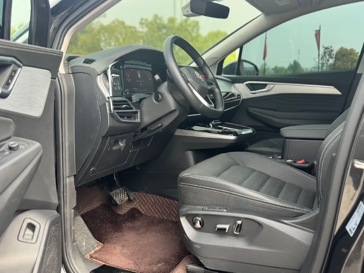 2023 Volkswagen Talagon 2.0T 220HP L4 7DCT,autocango,china used car exporter,china ev exporter,chinese used car exporter,chinese used ev exporter