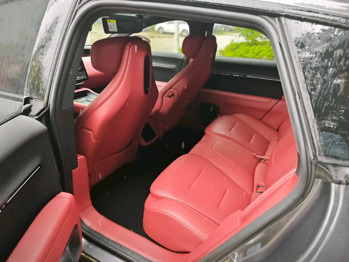 2025 Avatr 12 1.5T 156HP L4 REEV 39.05KWH,autocango,china used car exporter,china ev exporter,chinese used car exporter,chinese used ev exporter