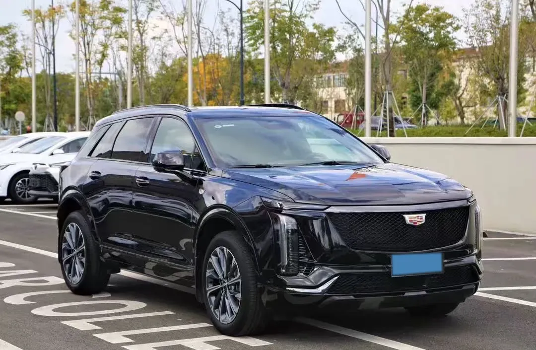 2025 Cadillac XT5 2.0T 237HP L4 9AT,autocango,china used car exporter,china ev exporter,chinese used car exporter,chinese used ev exporter