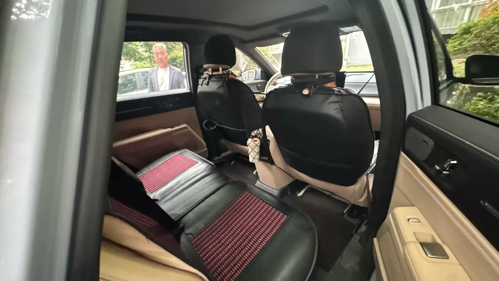 2025 Jetour X70 Plus 1.5T 156HP L4 CVT,autocango,china used car exporter,china ev exporter,chinese used car exporter,chinese used ev exporter