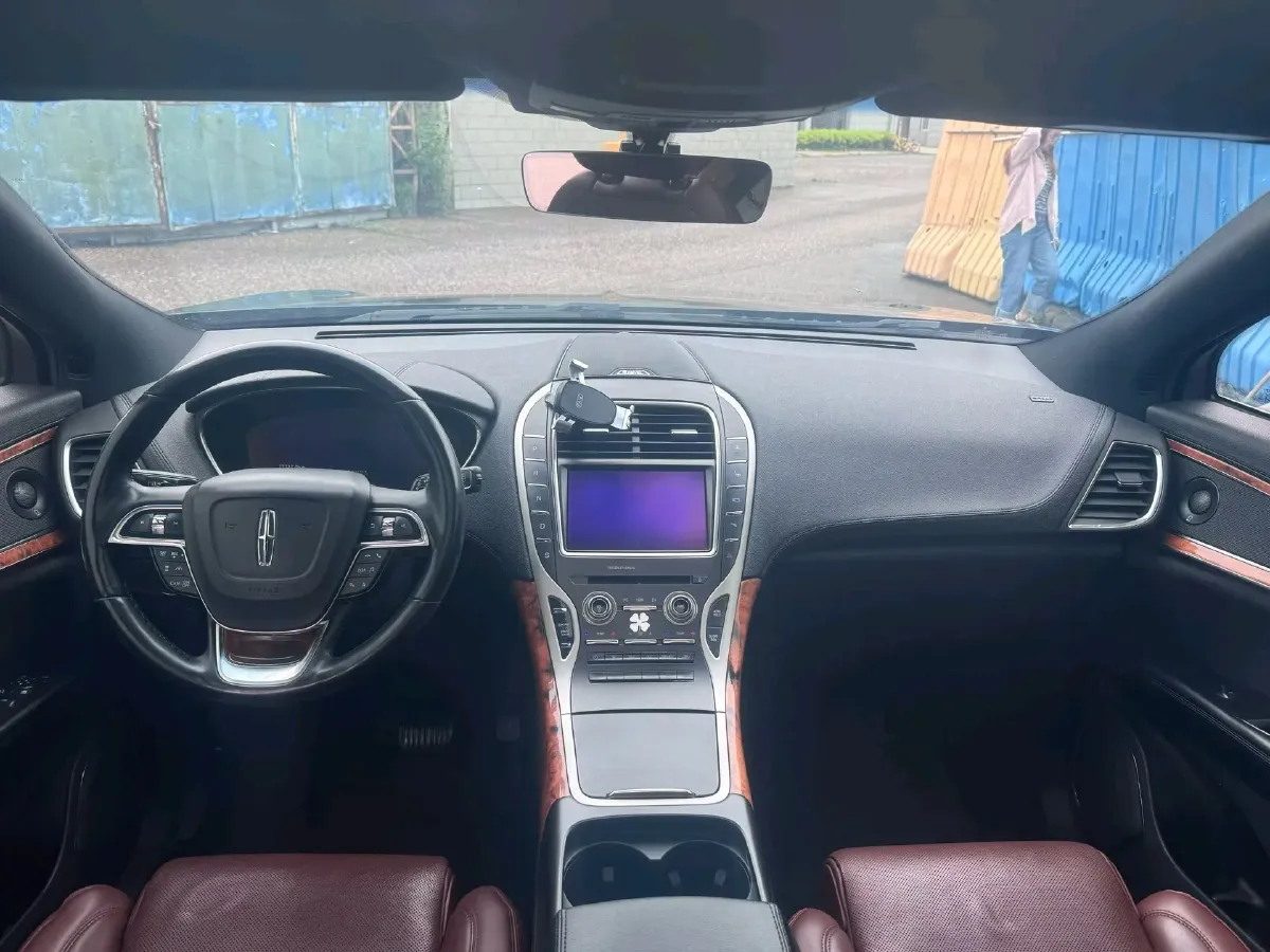 2019 Lincoln Nautilus 2.7T 329HP V6 8AT,autocango,china used car exporter,china ev exporter,chinese used car exporter,chinese used ev exporter