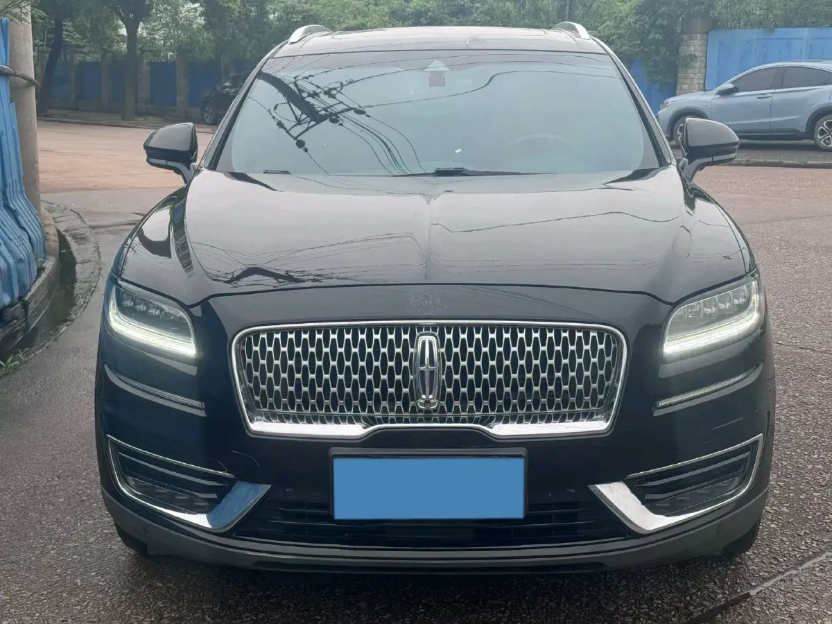 2019 Lincoln Nautilus 2.7T 329HP V6 8AT,autocango,china used car exporter,china ev exporter,chinese used car exporter,chinese used ev exporter