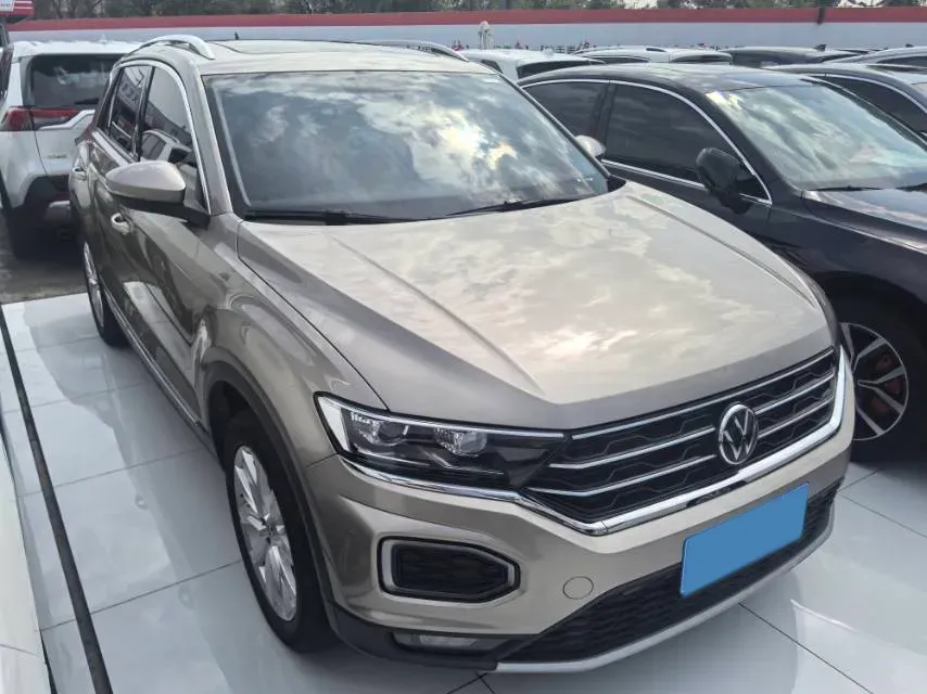 2021 Volkswagen T-Roc 1.4T 150HP L4 7DCT,autocango,china used car exporter,china ev exporter,chinese used car exporter,chinese used ev exporter